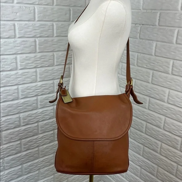 Vintage COACH 4115 Whitney Flap Crossbody Bag Brown Leather Made in USA - Picture 3 of 17